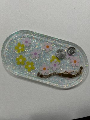7 1/4" x 3 3/4" Clear acrylic trinket tray with pastel flowers and silver glitter